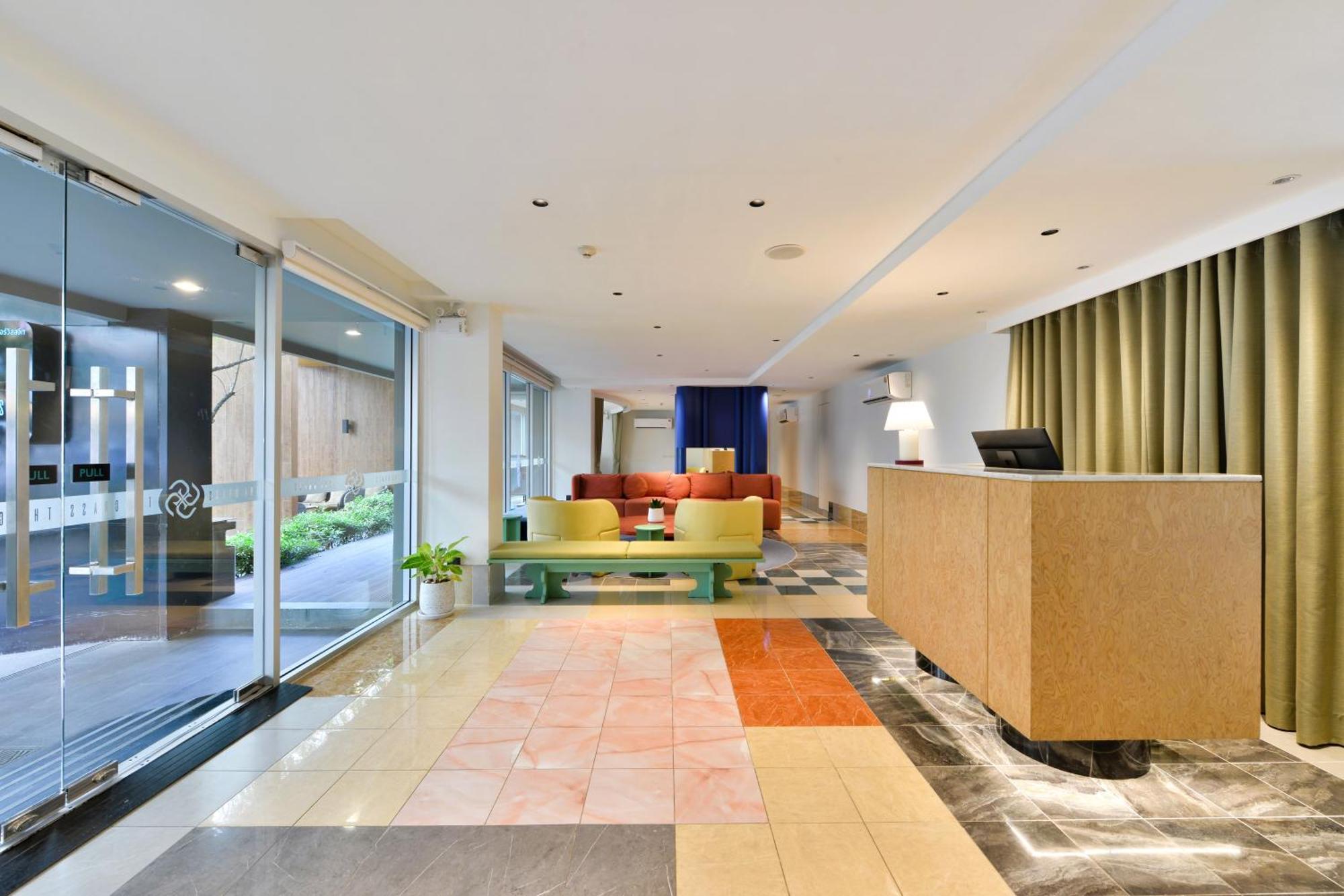 The Grass Serviced Suites Pattaya Exteriér fotografie